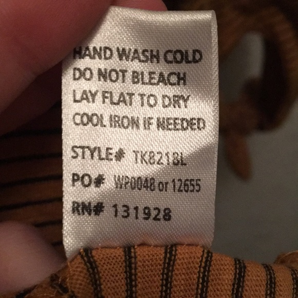 WISHLIST off the should 3/4 sleeve - Picture 5 of 6